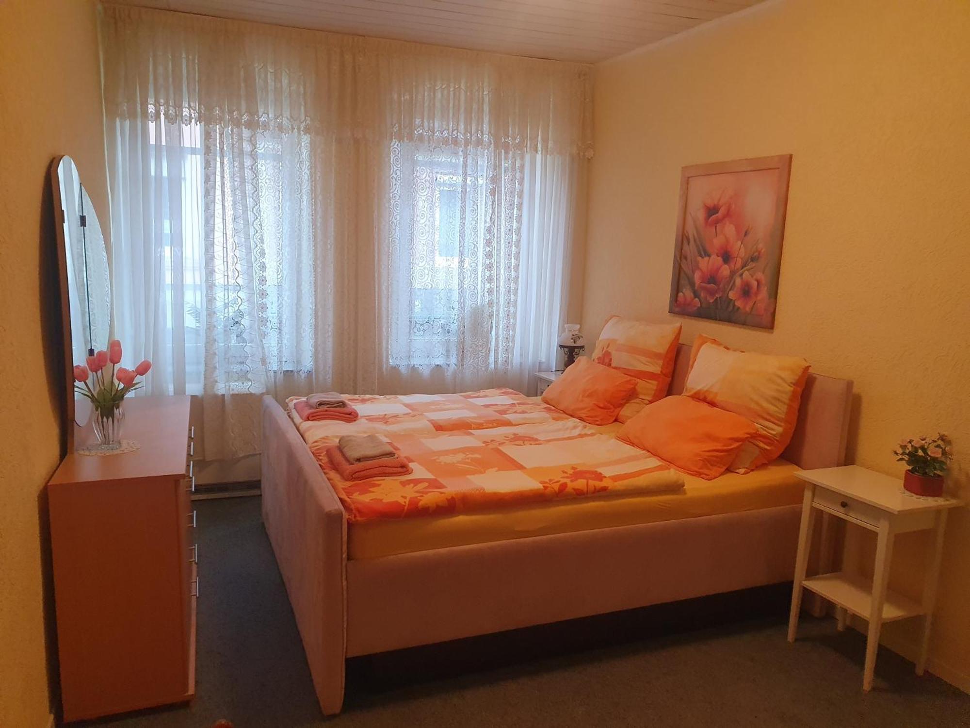 Guest House Grünstadt Εξωτερικό φωτογραφία